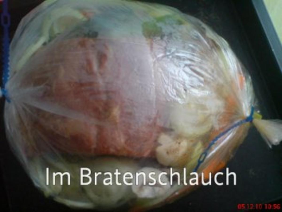 Kasslerbraten aus dem Bratenschlauch mit Kartoffelklößen - Rezept - Bild Nr. 3