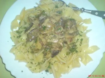 Pilzpfanne mit Nudeln - Rezept