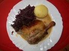 Rezept: Entenbraten mit Klößen und Rotkohl Entenbraten mit Klößen und Rotkohl - Rezept