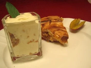 Pflaumenkuchen mit Baiserschicht und Vanillecreme - Rezept