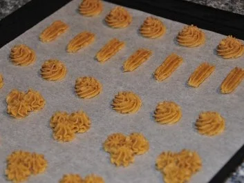 Rezept: Weihnachtsplätzchen - Espressospritz Bild Nr. 2 Weihnachtsplätzchen - Espressospritz - Rezept - Bild Nr. 2