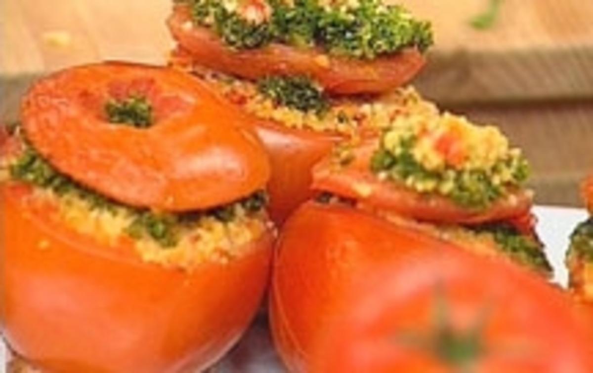 Gefüllte Tomaten mit Kräuterkruste - Rezept