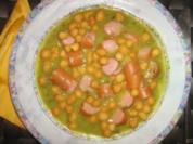 Grüne Kartoffelsuppe mit Geflügelwienerle und Backerbsen - Rezept