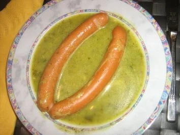 Grüne Kartoffelsuppe mit Geflügelwienerle und Backerbsen - Rezept - Bild Nr. 3