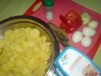 Rezept: Mein bunter Kartoffelsalat Bild Nr. 2 Mein bunter Kartoffelsalat - Rezept - Bild Nr. 2