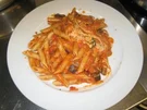 Penne mit Auberginen, Tomaten mit Mozzarella - Rezept