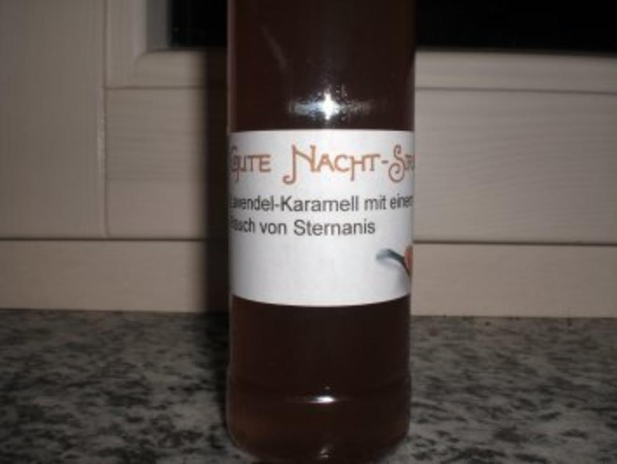 Gute-Nacht-Sirup - Lavendel-Karamell mit einem Hauch von Sternanis - Rezept