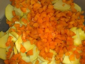 Anderer Kartoffelsalat. Den "normalen" kennt jeder :-) / Keine STERNEN vergeben bitte! - Rezept - Bild Nr. 4