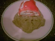 Gerollte Paprikaschoten mit Auberginenmus und Soße - Rezept