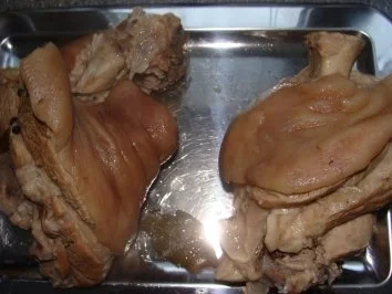 Fleisch :  -Eisbein, mit Sauerkraut und Salzkartoffeln- - Rezept - Bild Nr. 2