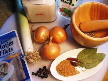 Zwiebelhering nach Oma´s Art ... - Rezept - Bild Nr. 3