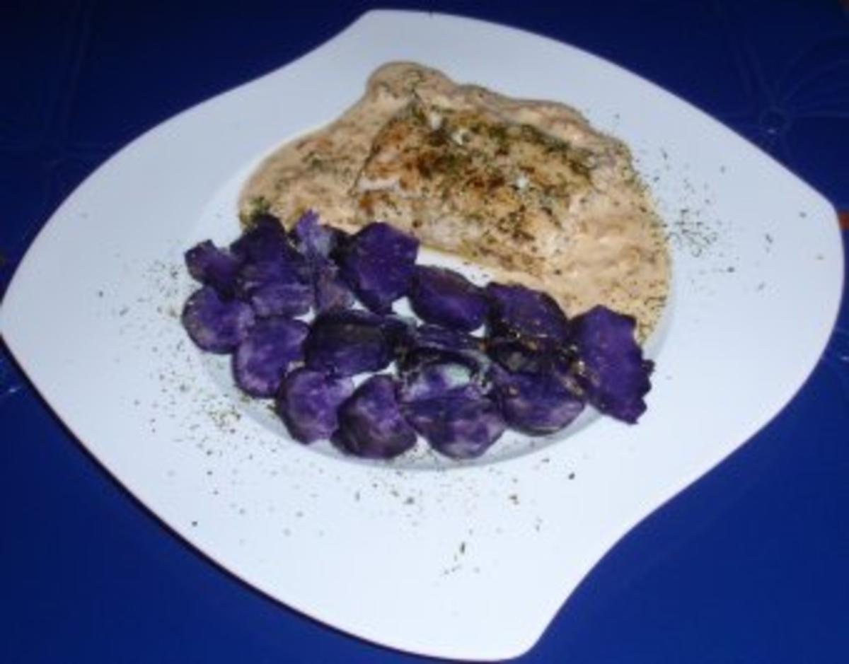 Seelachsrückenfilet mit einer Zwiebel-Sahne-Senfsoße und Trüffelkartoffeln - Rezept
