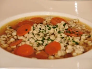 Rezept: Suppeneinlage - Brätspätzle Suppeneinlage - Brätspätzle - Rezept