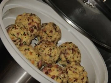 Suppeneinlage - Speckknödel - Rezept - Bild Nr. 2