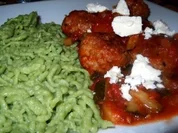 Rezept: Basilikum-Spรคtzle mit Hackbรคllchen in Zucchini-Tomaten-Sauรe Basilikum-Spรคtzle mit Hackbรคllchen in Zucchini-Tomaten-Sauรe - Rezept