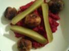 Rote Bete Püree mit scharfen Bratwurstbällchen - Rezept
