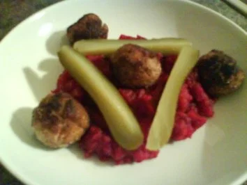 Rote Bete Püree mit scharfen Bratwurstbällchen - Rezept - Bild Nr. 2
