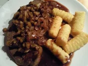 Rinderfilet mit Rotwein-Sauce und karamellisierten Maronen - Rezept