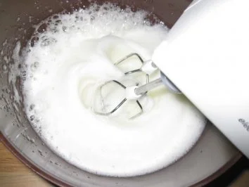 *★*☆*★*Haselnuss-Marzipan-Makronen*★*☆*★* - Rezept - Bild Nr. 2