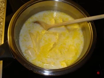 Rezept: Eclairs mit Kirschen und Sahne Bild Nr. 2 Eclairs mit Kirschen und Sahne - Rezept - Bild Nr. 2