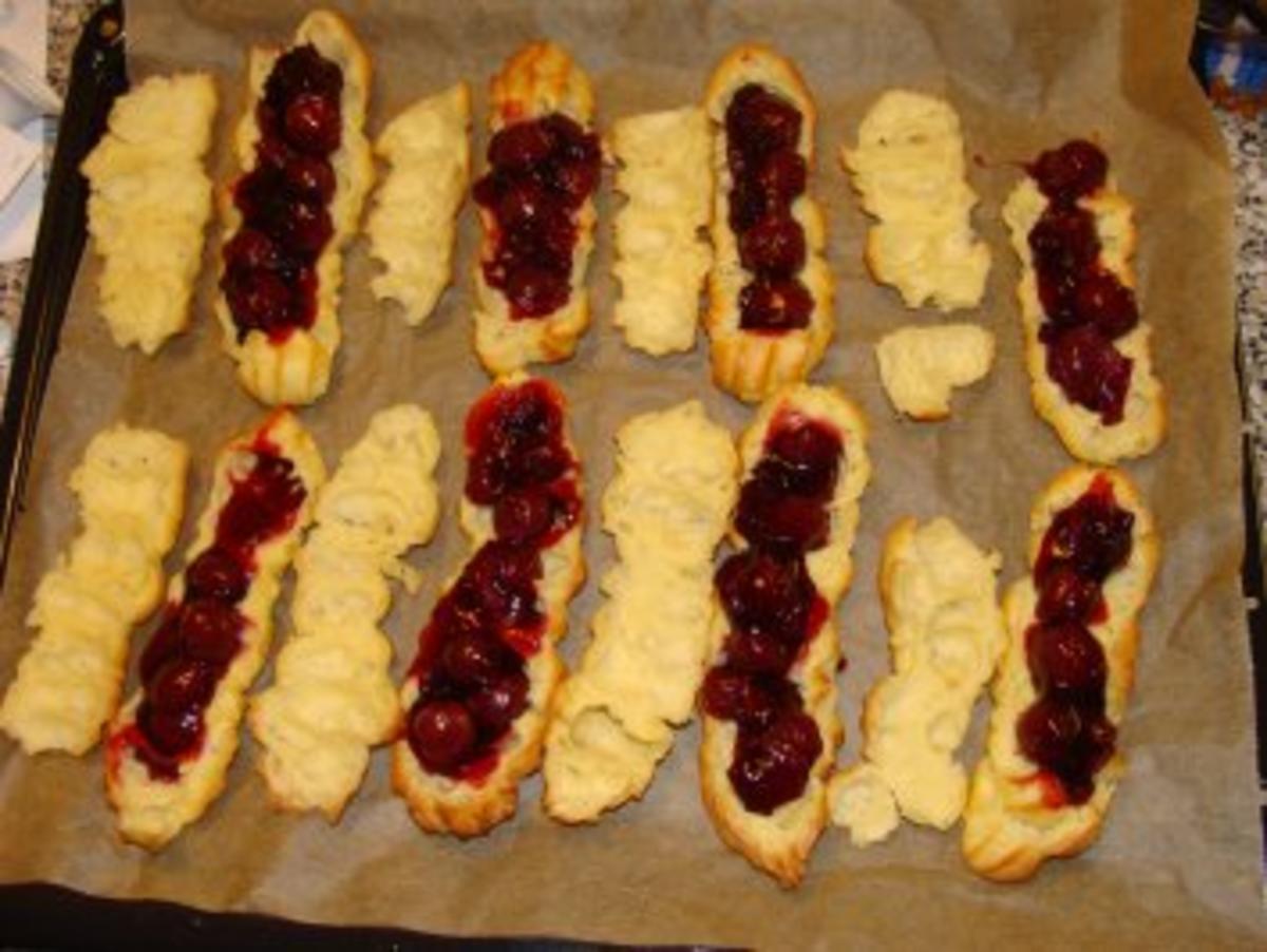 Eclairs mit Kirschen und Sahne - Rezept - Bild Nr. 8