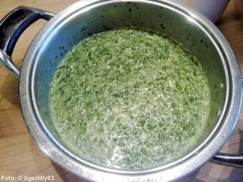 Rahmspinat - Grundrezept - Rezept