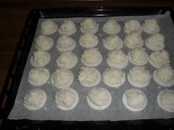 Rezept: Kokos-Mandelmakronen Kokos-Mandelmakronen - Rezept