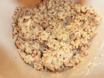 Rezept: Schweizer Nuss-Taler Bild Nr. 4 Schweizer Nuss-Taler - Rezept - Bild Nr. 4