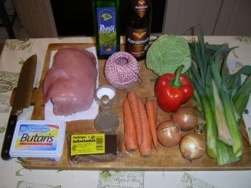 Gefüllte Putenrolle an Malzbiersauce mit Lauchgemüse und Schupfnudeln - Rezept - Bild Nr. 2