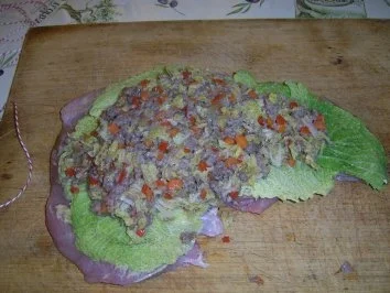 Gefüllte Putenrolle an Malzbiersauce mit Lauchgemüse und Schupfnudeln - Rezept - Bild Nr. 11