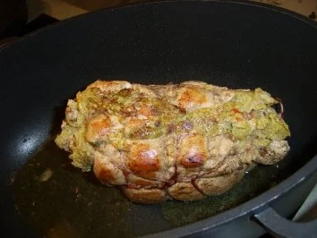 Gefüllte Putenrolle an Malzbiersauce mit Lauchgemüse und Schupfnudeln - Rezept - Bild Nr. 15