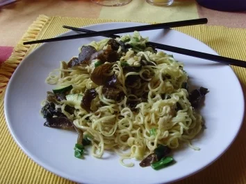 Chinanudeln mit Morcheln.... - Rezept