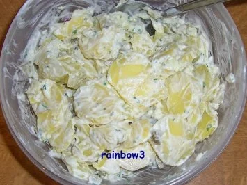 Rezept: Salat: Kartoffel-Salat und Würstchen Bild Nr. 4 Salat: Kartoffel-Salat und Würstchen - Rezept - Bild Nr. 4