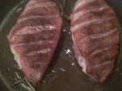 Gebratene Entenbrust auf einem Linsengemüsebett - Rezept