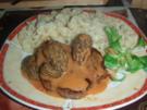 Filetto di Cavallo alla Tavantina mit Teigwaren an einer Morchelsauce und Salat - Rezept