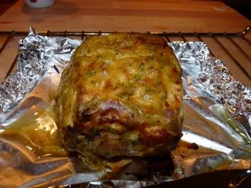 Schweinebraten mit Senfkruste und Senfsoße - Rezept