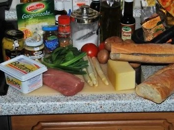 Rezept: Würzfleisch-Baguette... Bild Nr. 2 Würzfleisch-Baguette... - Rezept - Bild Nr. 2