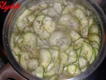 Salate:Kartoffelsalat mit Gurke und Majo - Rezept - Bild Nr. 9