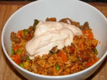 Rezept: Balkangemüse mit Reis und Hackfleisch Balkangemüse mit Reis und Hackfleisch - Rezept