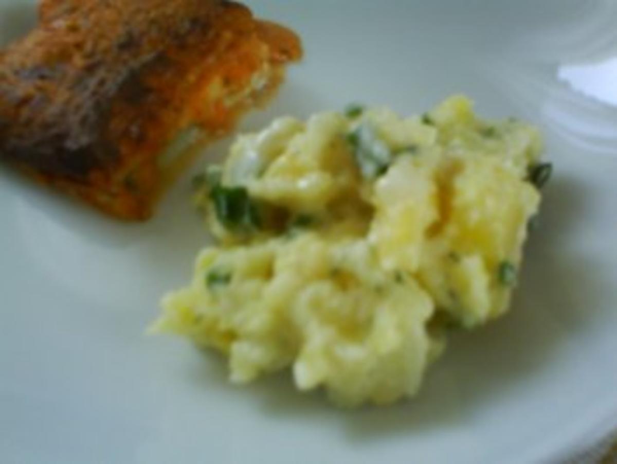 Bilder für Leichter Kartoffelsalat mit Seelachsfilet unter scharfer Haube - Rezept