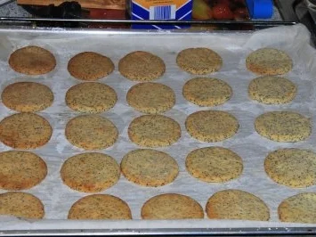 Weihnachtsgebäck: gefüllte Mohn-Marzipan-Kringel - Rezept - Bild Nr. 10