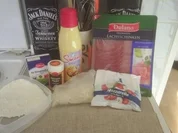 Schinken-Mozzarellaröllchen mit Zitronenpfeffersoße - Rezept