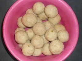 Rindfleischsuppe mit "Markklöschen" - Rezept - Bild Nr. 2