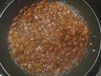 Rezept: Gebrannte Mandeln Gebrannte Mandeln - Rezept