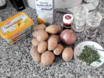 Rezept: selbstgemachte Stampfkartoffeln Bild Nr. 2 selbstgemachte Stampfkartoffeln - Rezept - Bild Nr. 2