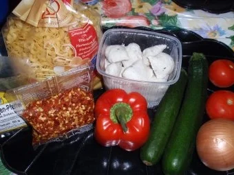 Bunte Nudel-Pfanne mit Weißwurstklößchen - Rezept - Bild Nr. 2