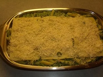 Aufläufe: Nudelauflauf mit Spinat und Schinken - Rezept - Bild Nr. 6