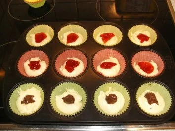 Rezept: Muffin`s mit Apfel-Erdbeer Geele Bild Nr. 2 Muffin`s mit Apfel-Erdbeer Geele - Rezept - Bild Nr. 2