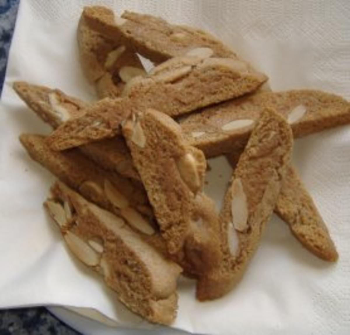 Weihnachtsgebäck Cantuccini - Rezept mit Bild - kochbar.de