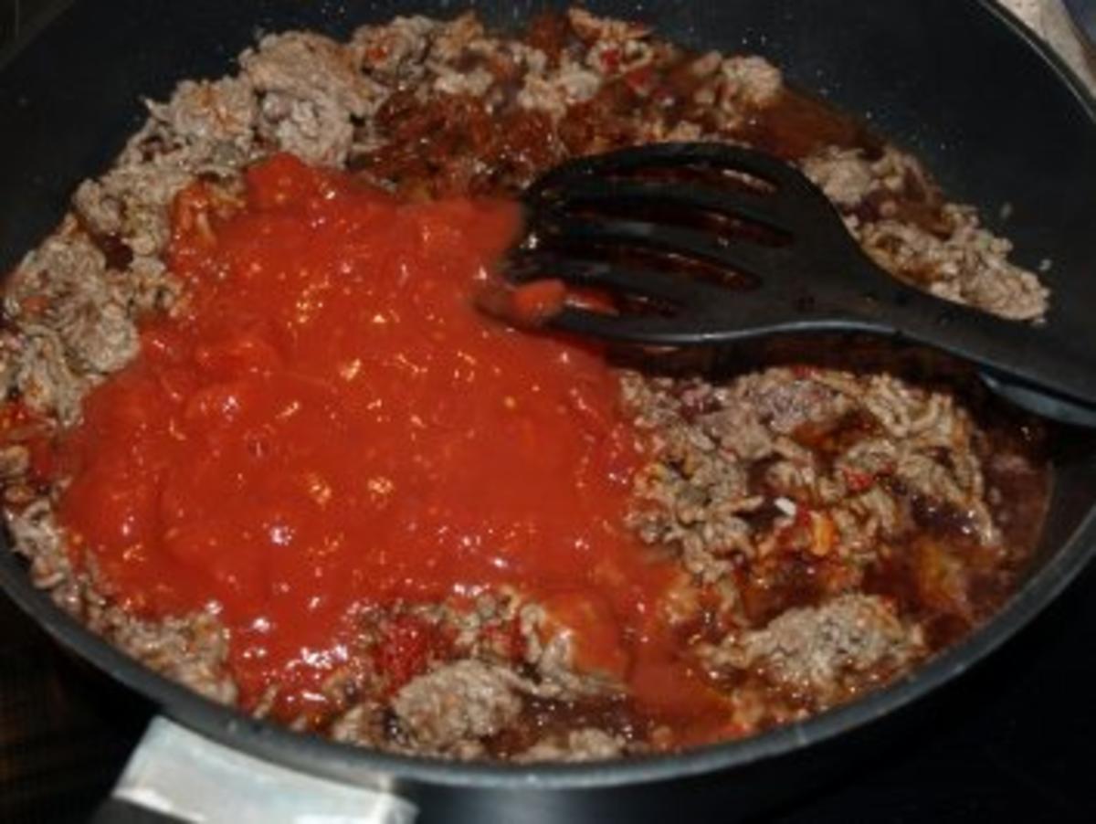 Bologneser Soße die pikante Variante - Rezept - Bild Nr. 9